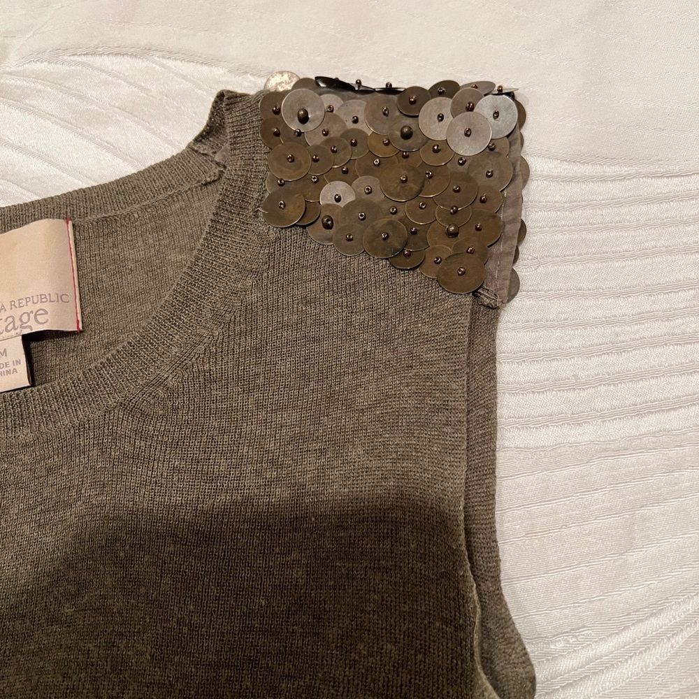 Banana Republic Heritage Gray Knit Top M
